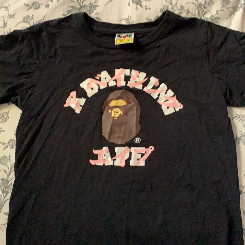 women’s size small bathing ape/bape t-shirt